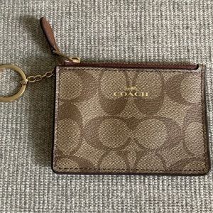 Coach leather ID card case/keychain coin purse EUC